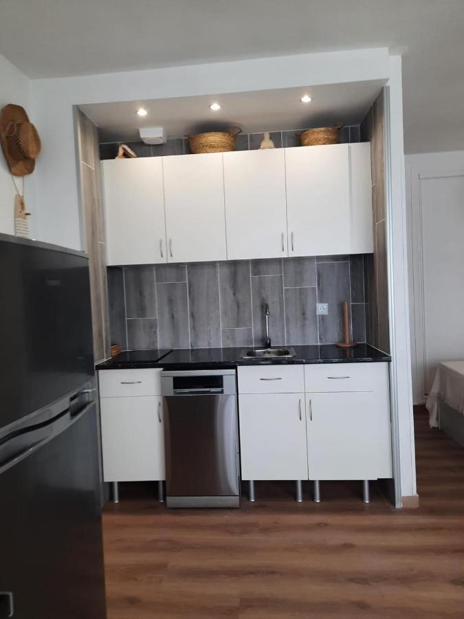 Fuengirola Apartment Carvajal Front Line Primera Linea المظهر الخارجي الصورة