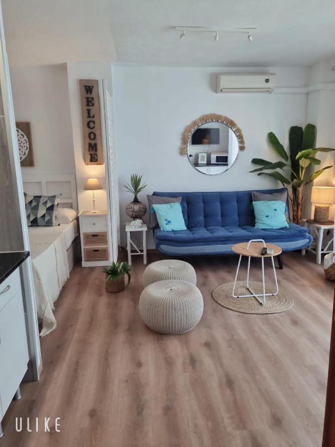 Fuengirola Apartment Carvajal Front Line Primera Linea المظهر الخارجي الصورة